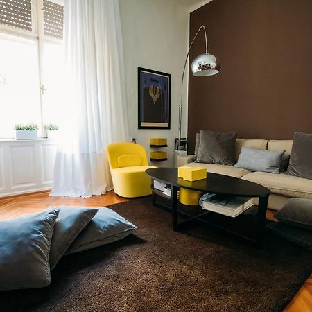 Valsabbion City Suite プーラ 部屋 写真