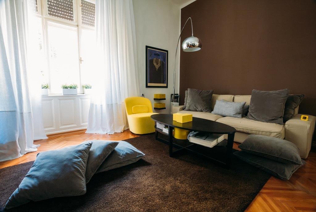 Valsabbion City Suite プーラ 部屋 写真