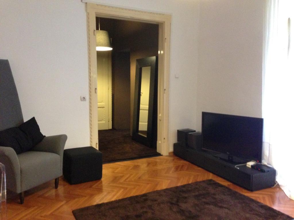 Valsabbion City Suite プーラ 部屋 写真